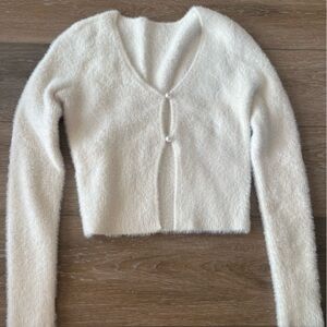 Abercrombie & Fitch Cropped Sweater